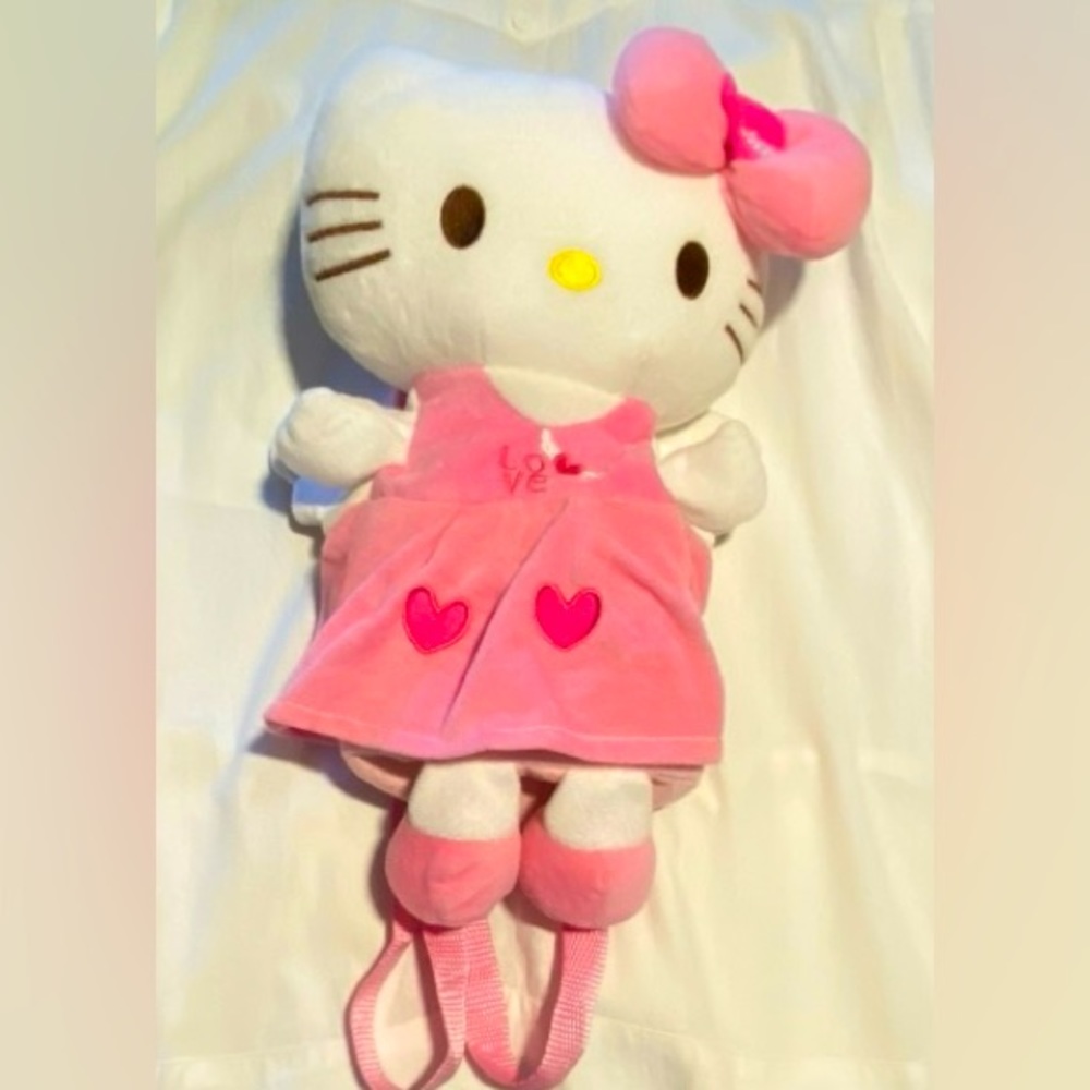 Hello kitty plushie